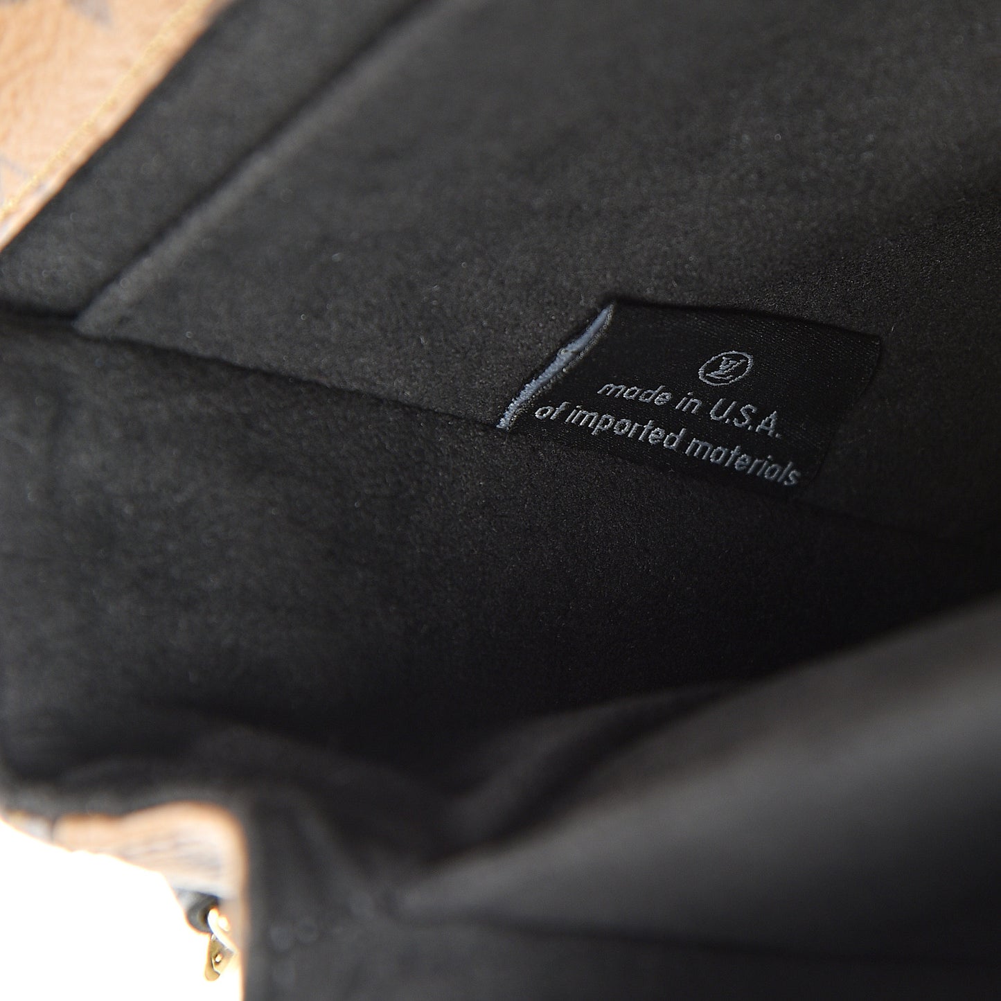 Reverse Monogram Pochette Metis