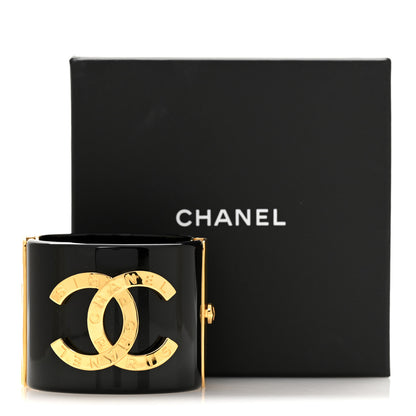 Chanel Resin CC Paris Button Cuff Bracelet Black Gold 5 of 5