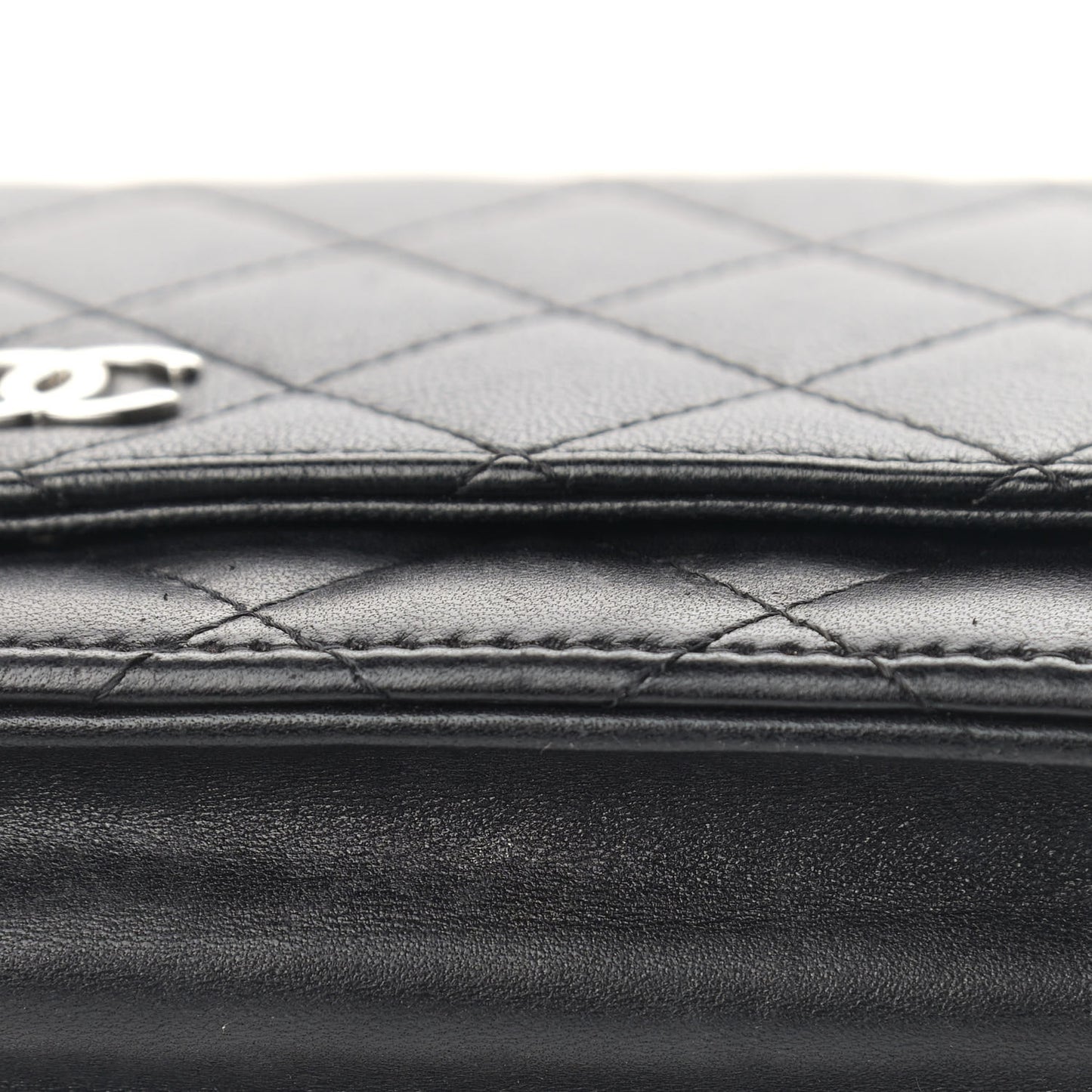 Lambskin Quilted Wallet On Chain WOC Black