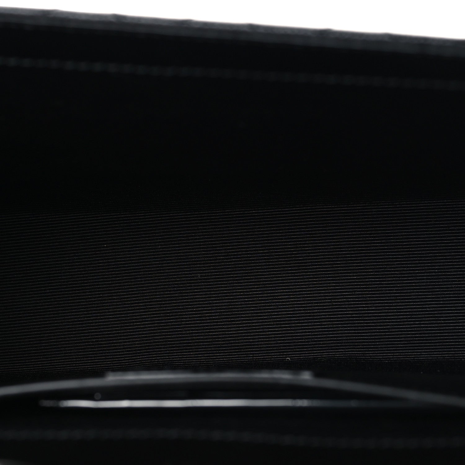 Saint Laurent Grain De Poudre Textured Mixed Matelasse Triquilt Medium Monogram Monochrome Satchel Black 5 of 9