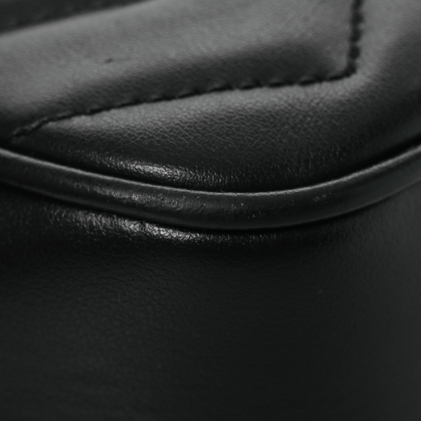 Calfskin Matelasse Mini GG Marmont Chain Shoulder Bag Black