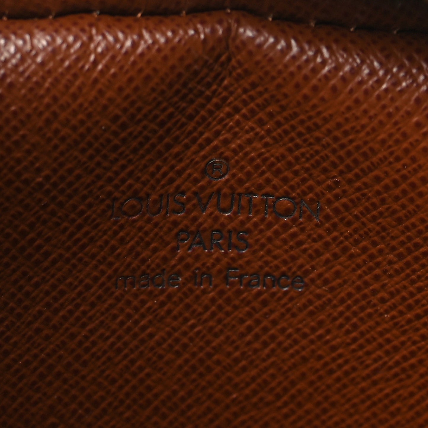 Monogram Amazone