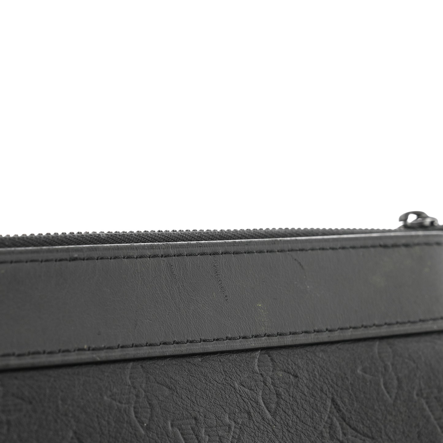 Calfskin Monogram Shadow Discovery Pochette Black