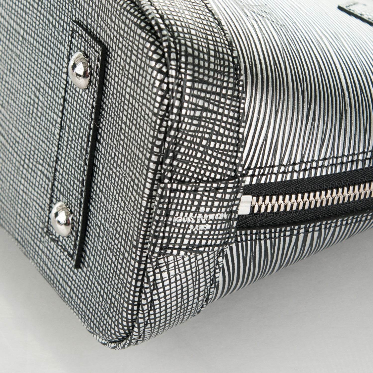 Louis Vuitton Epi Alma BB Platine 6 of 7