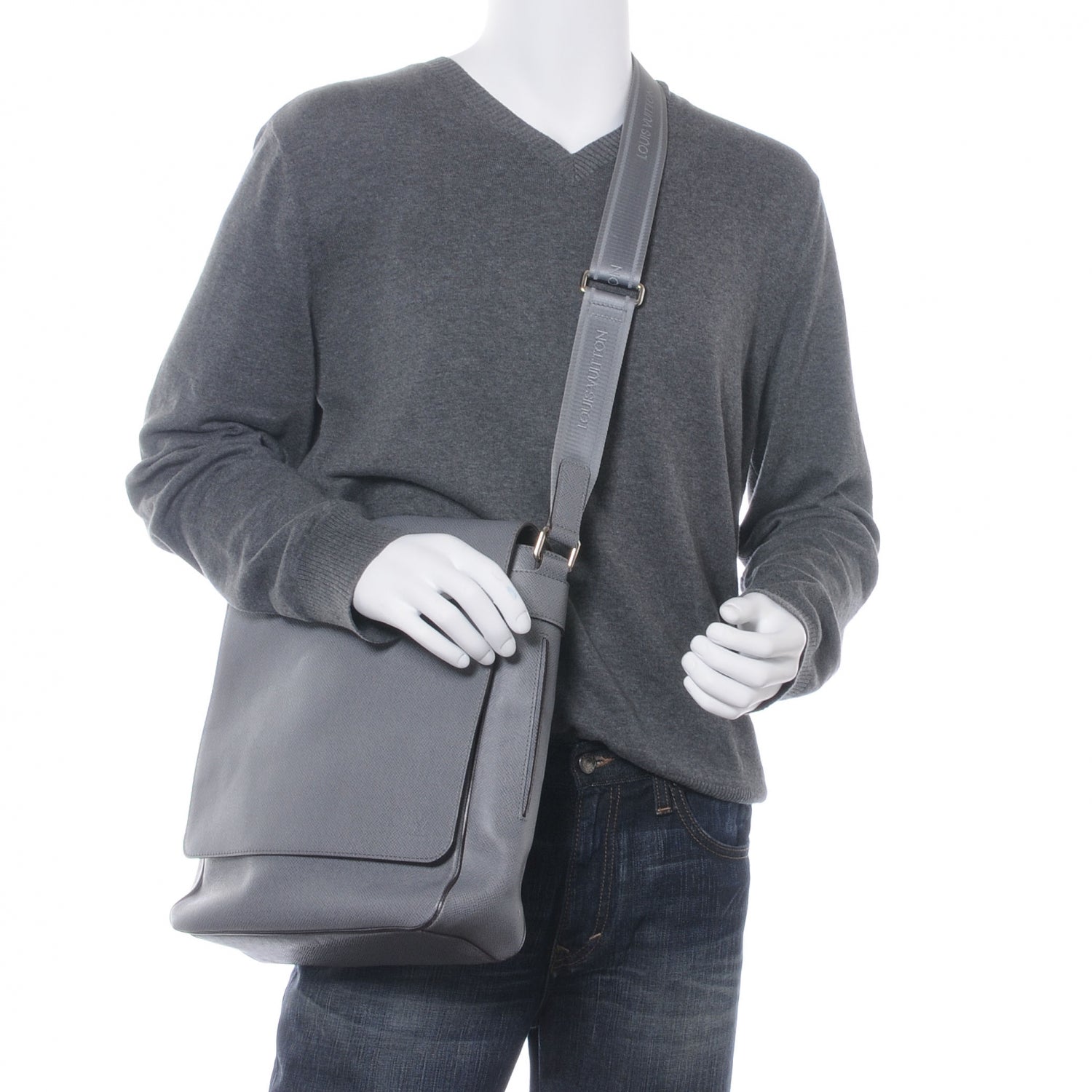 Louis Vuitton Taiga Roman MM Messenger Glacier 2 of 7