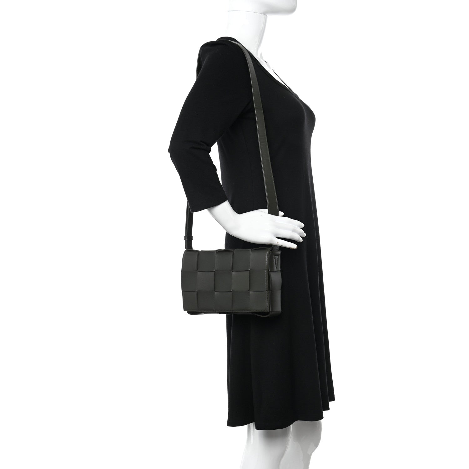 Bottega Veneta Lambskin Maxi Intrecciato Cassette Crossbody Bag Camping 2 of 12