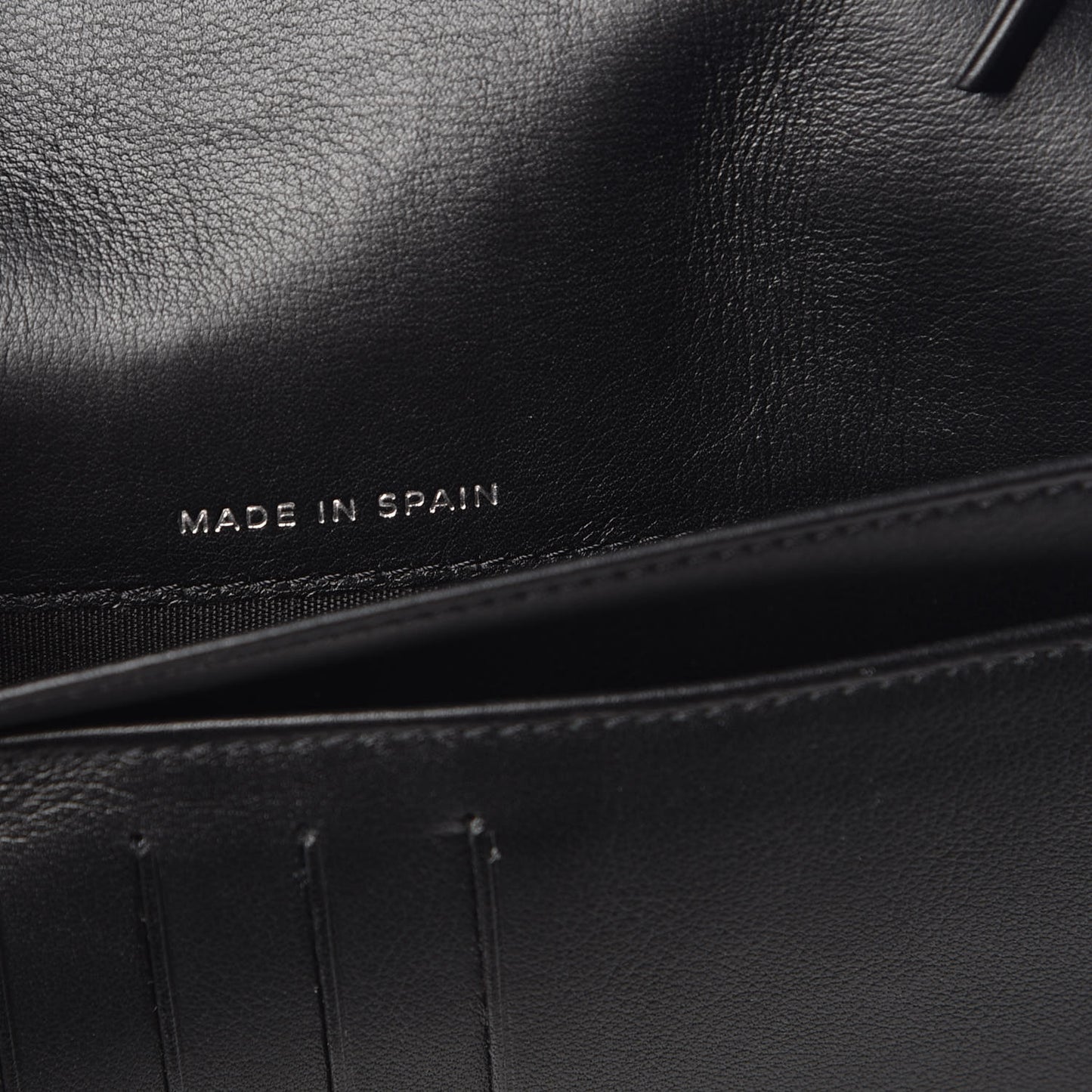 Caviar Timeless CC Yen Wallet Black