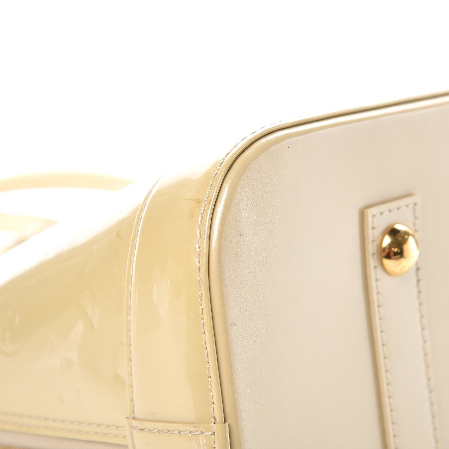 Louis Vuitton Vernis Alma GM Blanc Corail 11 of 14