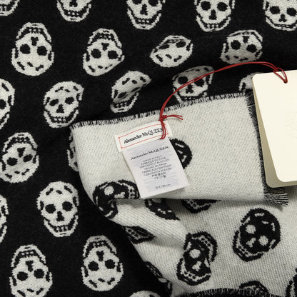 Alexander McQueen Wool Skull Scarf Black White 3 of 3
