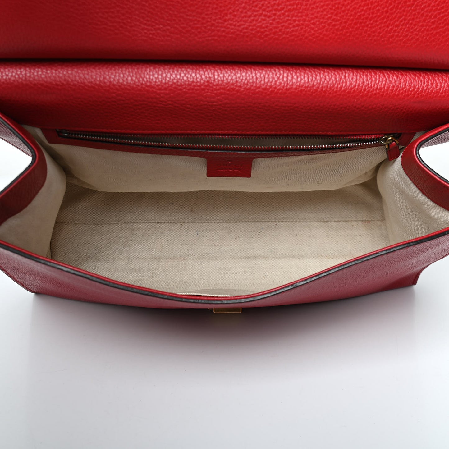 Calfskin Feline Medium GG Marmont Top Handle Bag Vulcanic Red