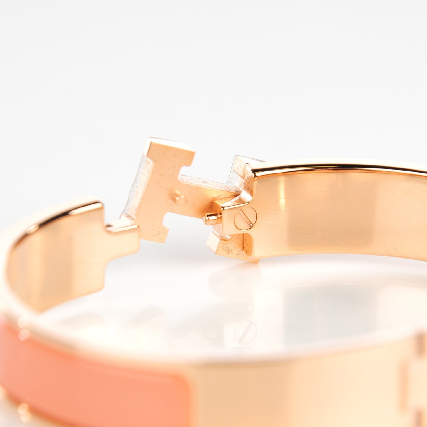 Enamel Narrow Clic Clac H Bracelet GM Rose Saumon