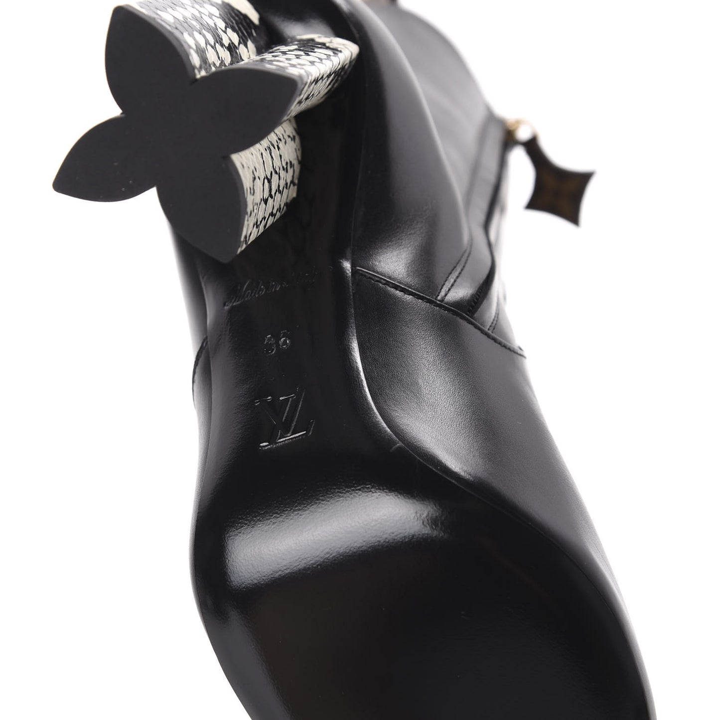 Calfskin Silhouette Ankle Boots 36 Black