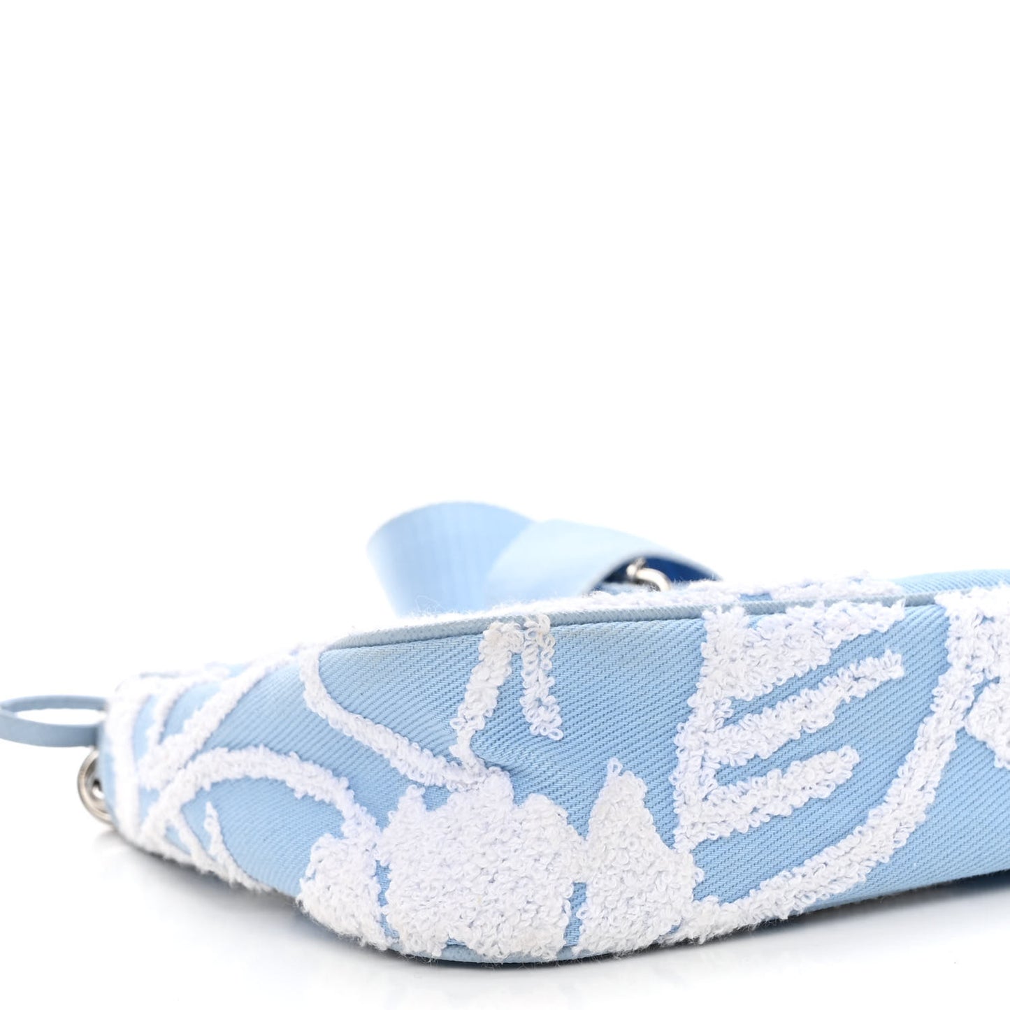Nylon Drill Logo Embroidered Re-Edition 2005 Shoulder Bag Celeste White