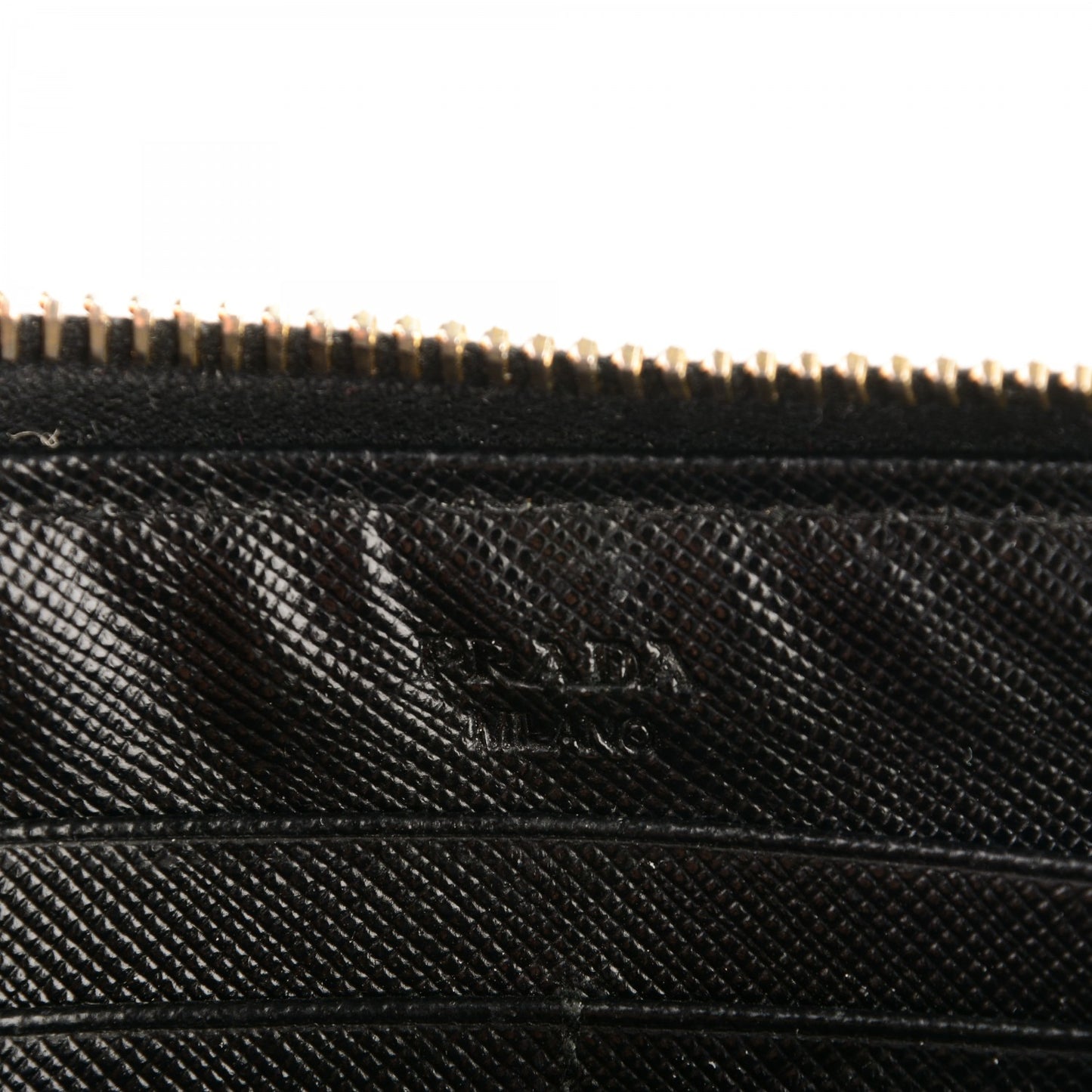 Saffiano Metal Zip Around Wallet Nero Black