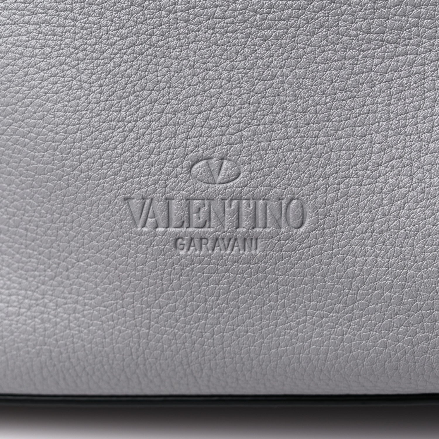Valentino Garavani Grained Calfskin Rockstud Shoulder Tote Perla 12 of 14