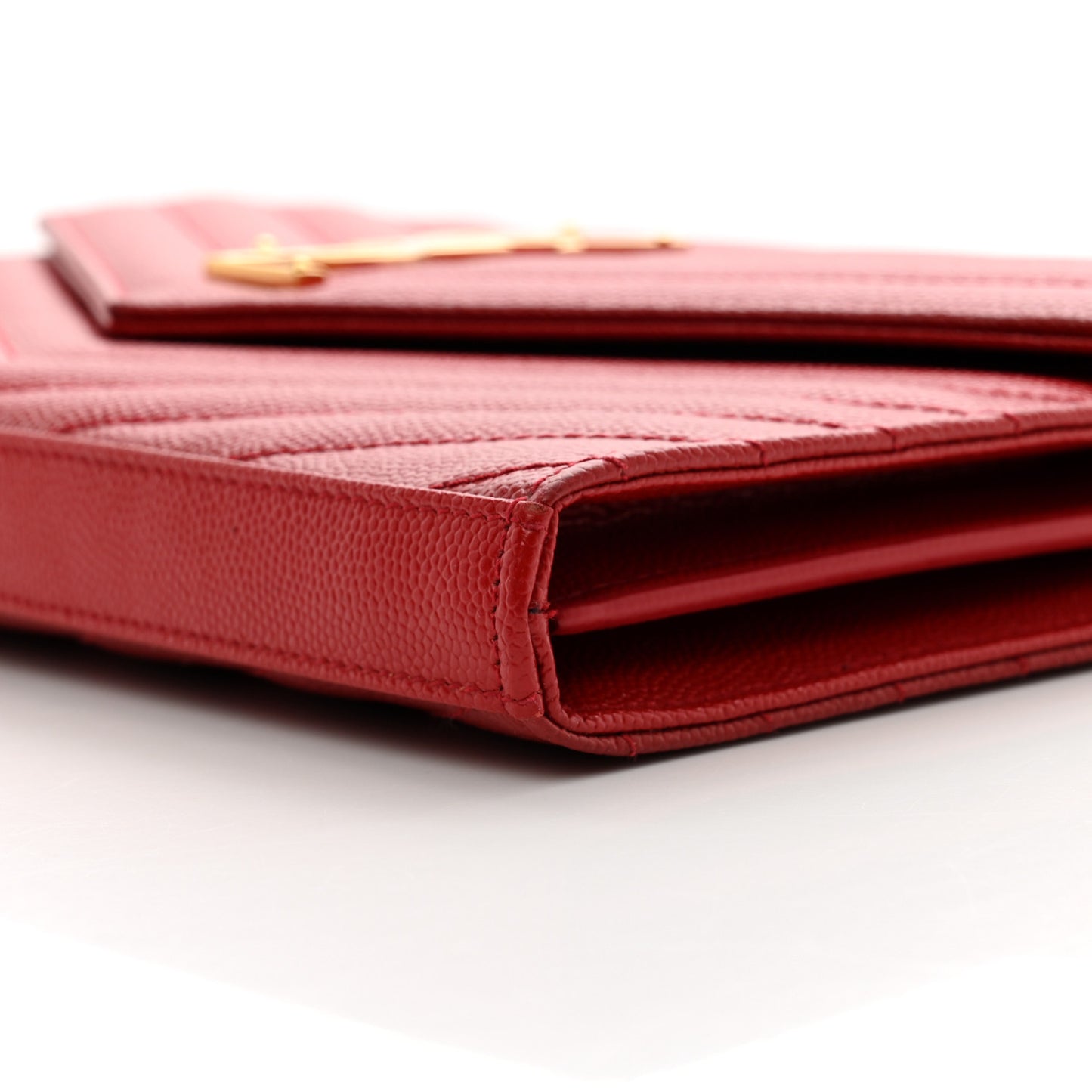 Grain De Poudre Matelasse Chevron Monogram Chain Wallet Red