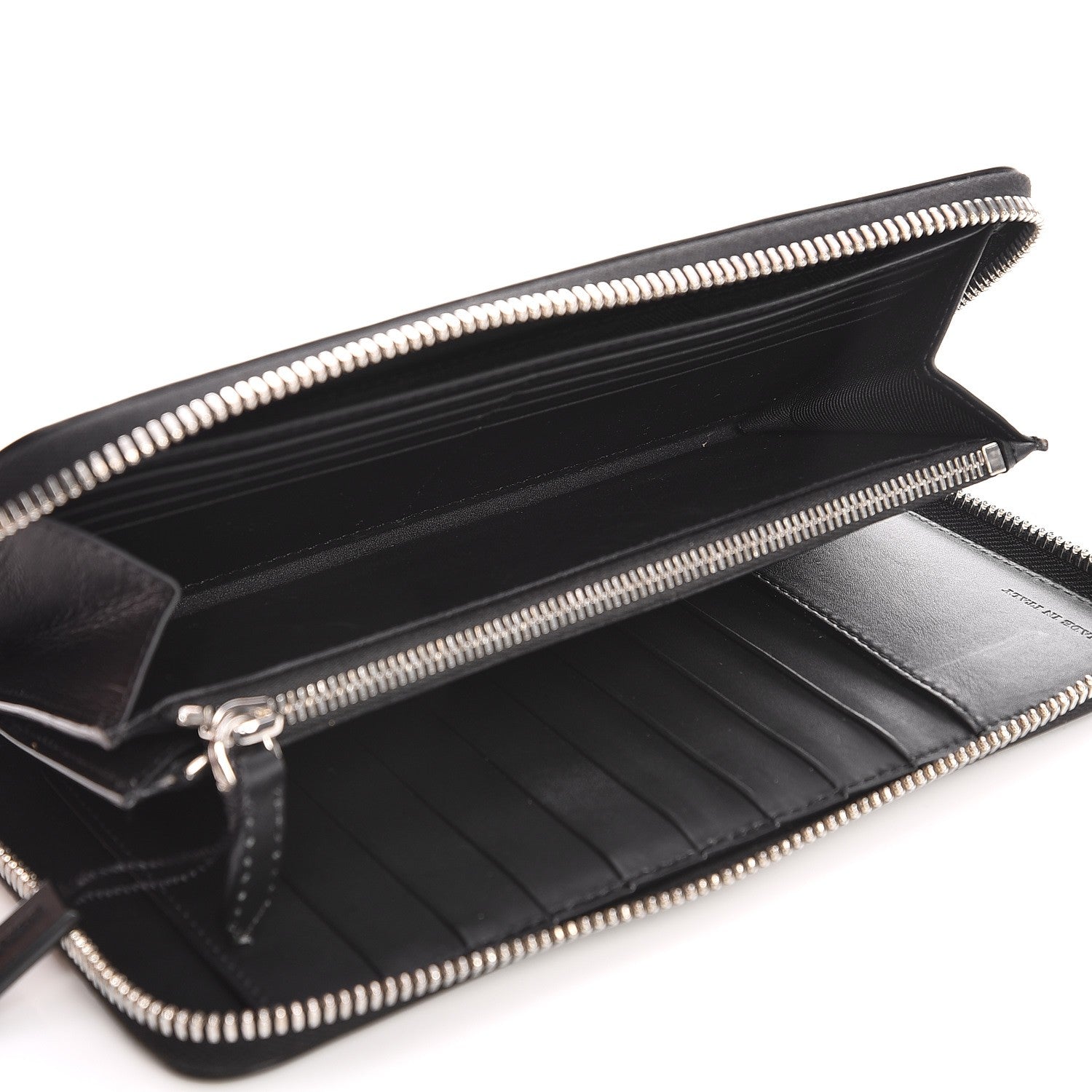 Burberry Patent Renfrew Zip Around Wallet Plum 6 of 9