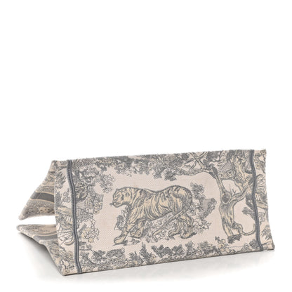 Christian Dior Canvas Embroidered Medium Dioriviera Toile De Jouy Book Tote Gray 4 of 23