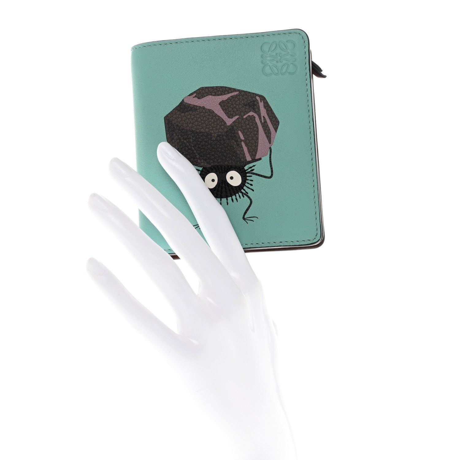 翠 Compact zip wallet in soft grained calfskin Green - LOEWE