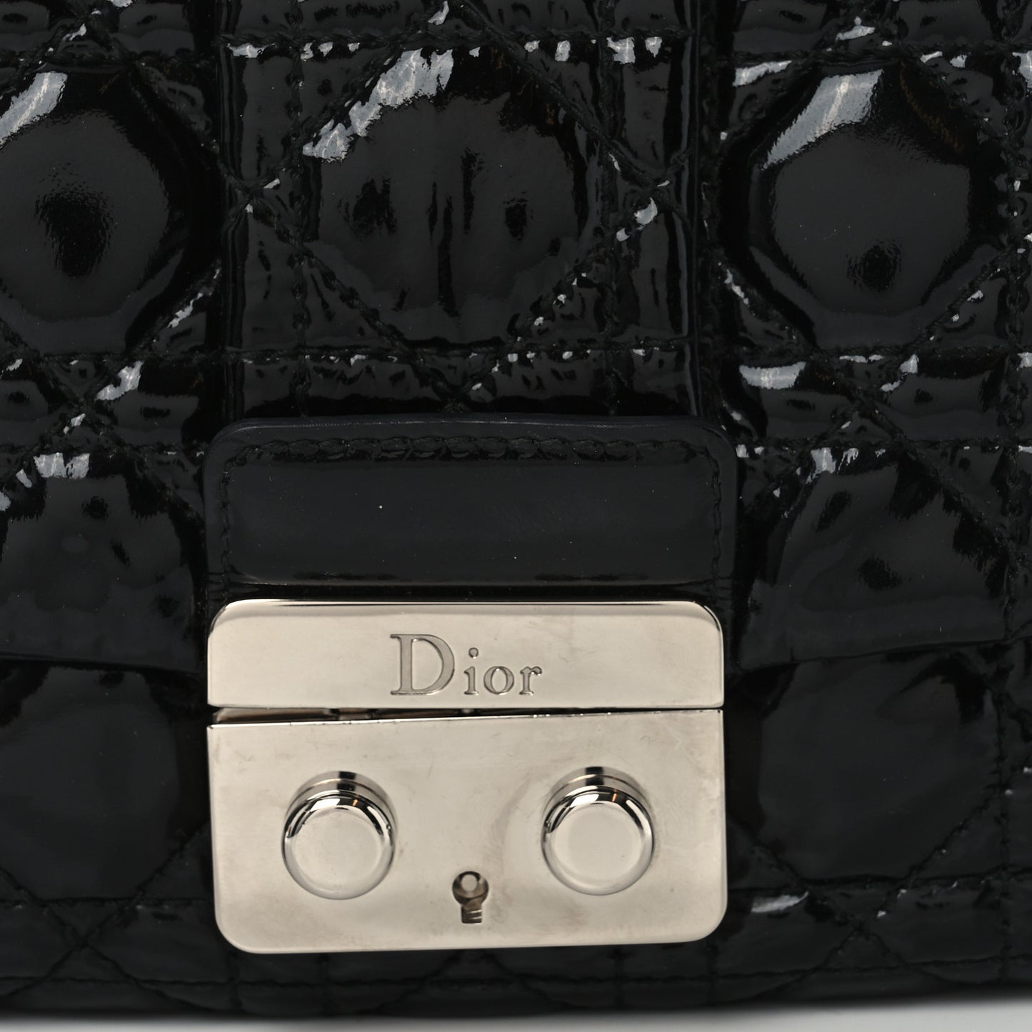 Patent Cannage New Lock Flap Black