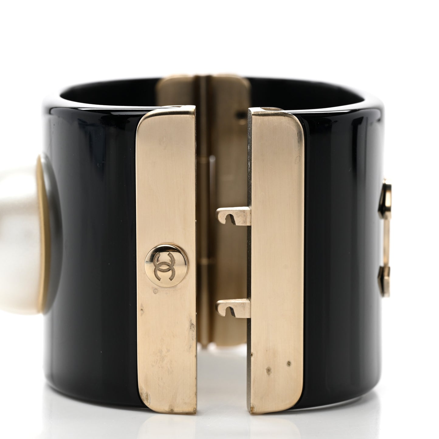 Resin Pearl CC Cuff Bracelet Gold Black