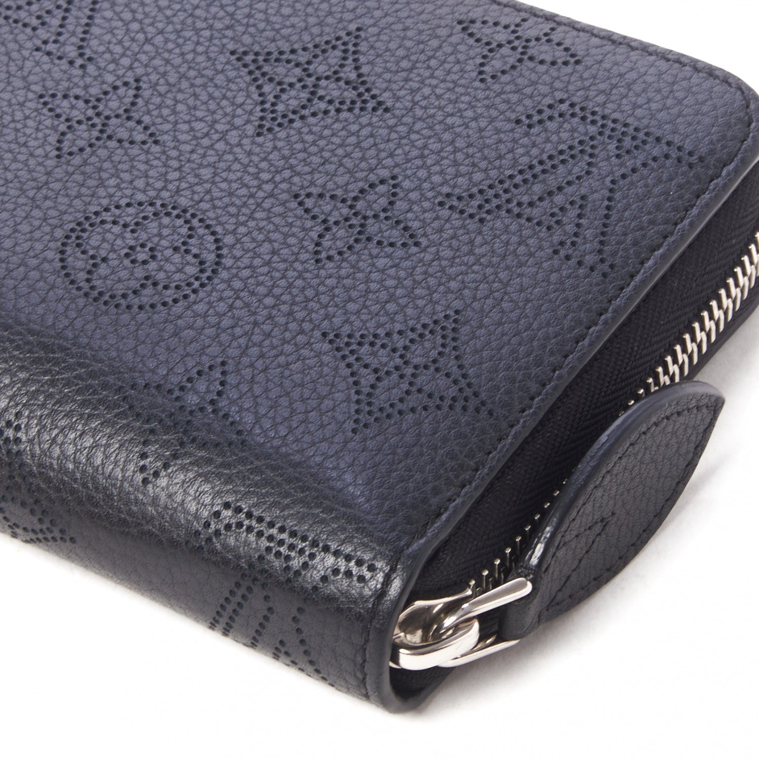 Louis Vuitton Mahina Zippy Wallet NM Black 6 of 8