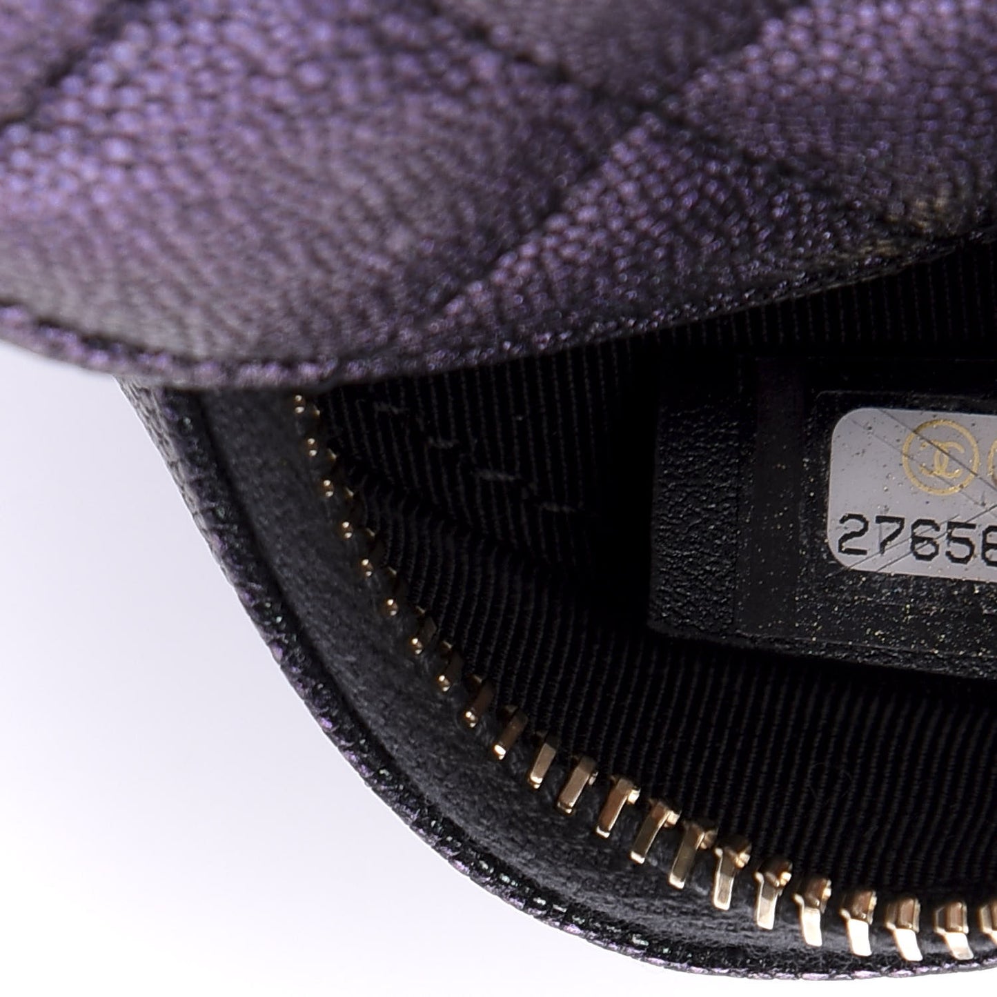 Iridescent Caviar Quilted Round Clutch With Chain Black