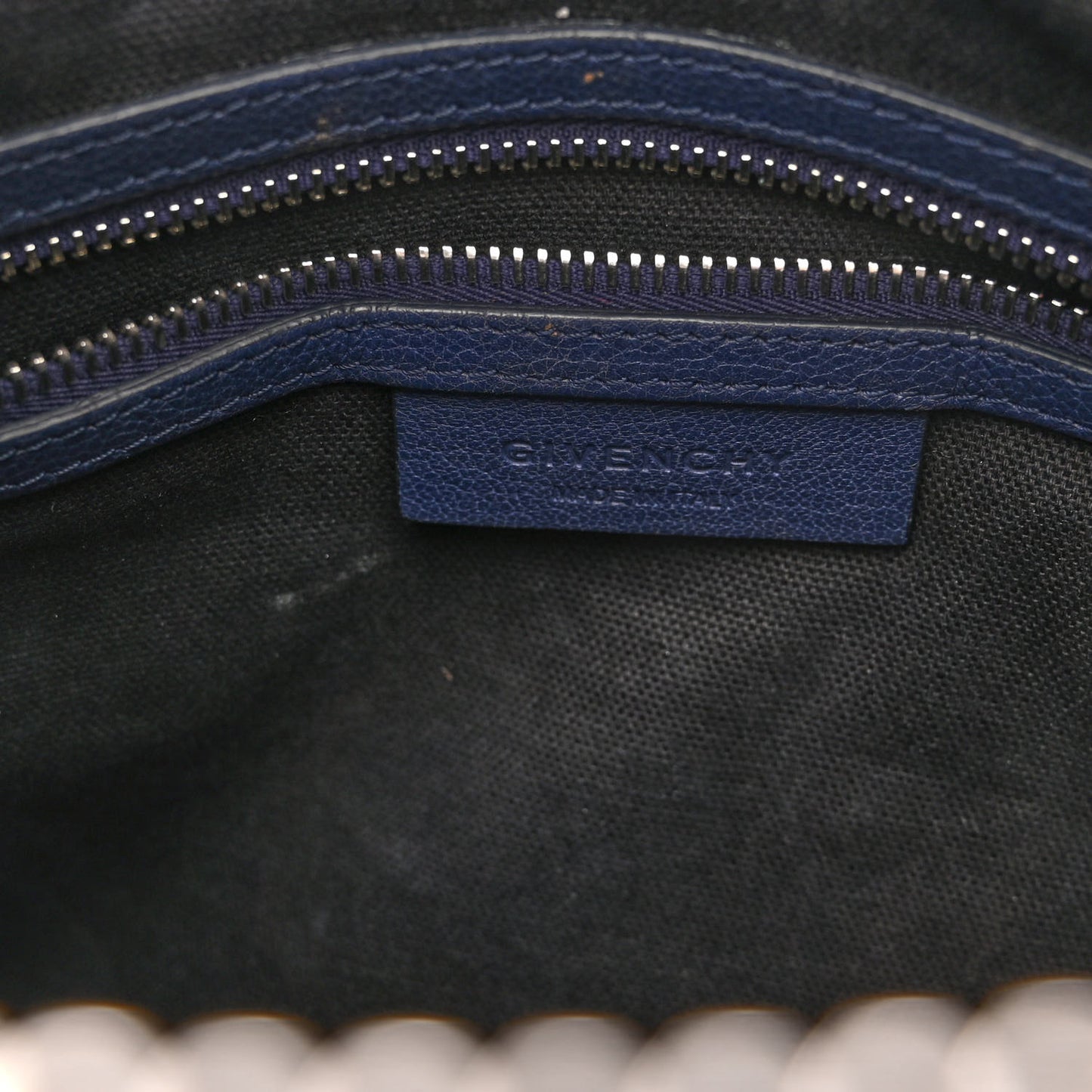 Sugar Goatskin Small Antigona Navy