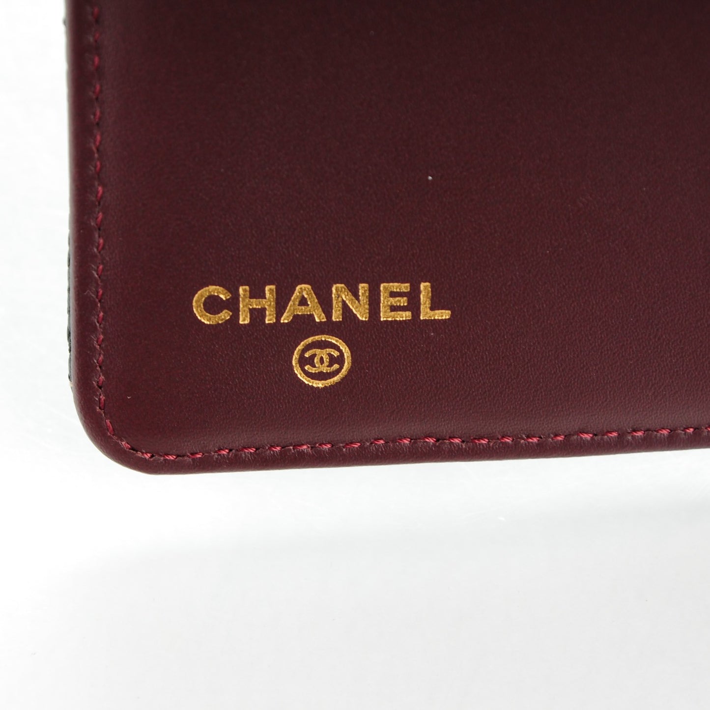 Caviar Quilted Zipped Pocket Wallet Black