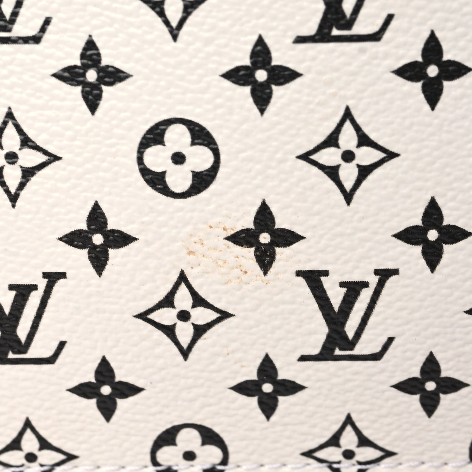 Louis Vuitton Monogram Giant Neverfull MM GM Pochette White 7 of 7
