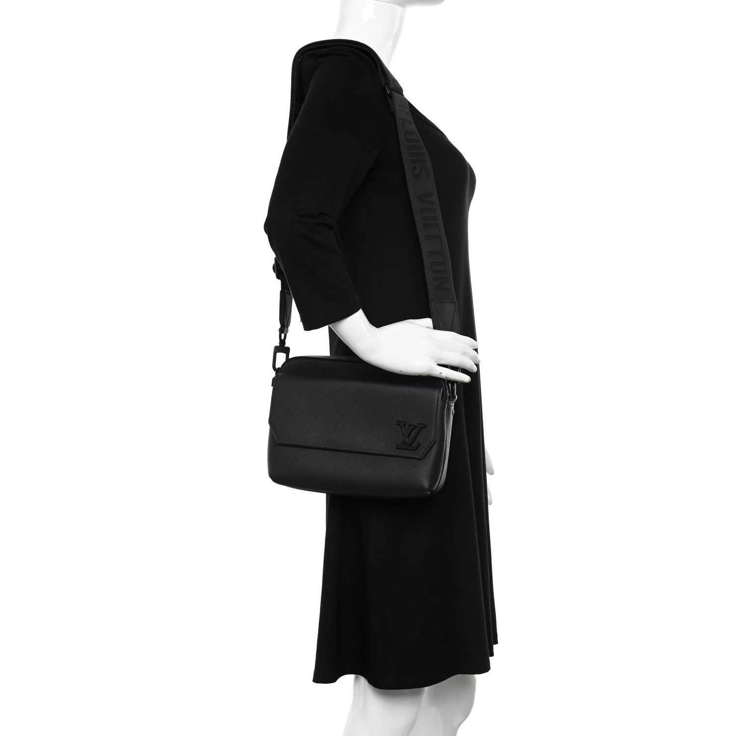 Louis Vuitton Calfskin Aerogram Fastline Messenger Black 2 of 11