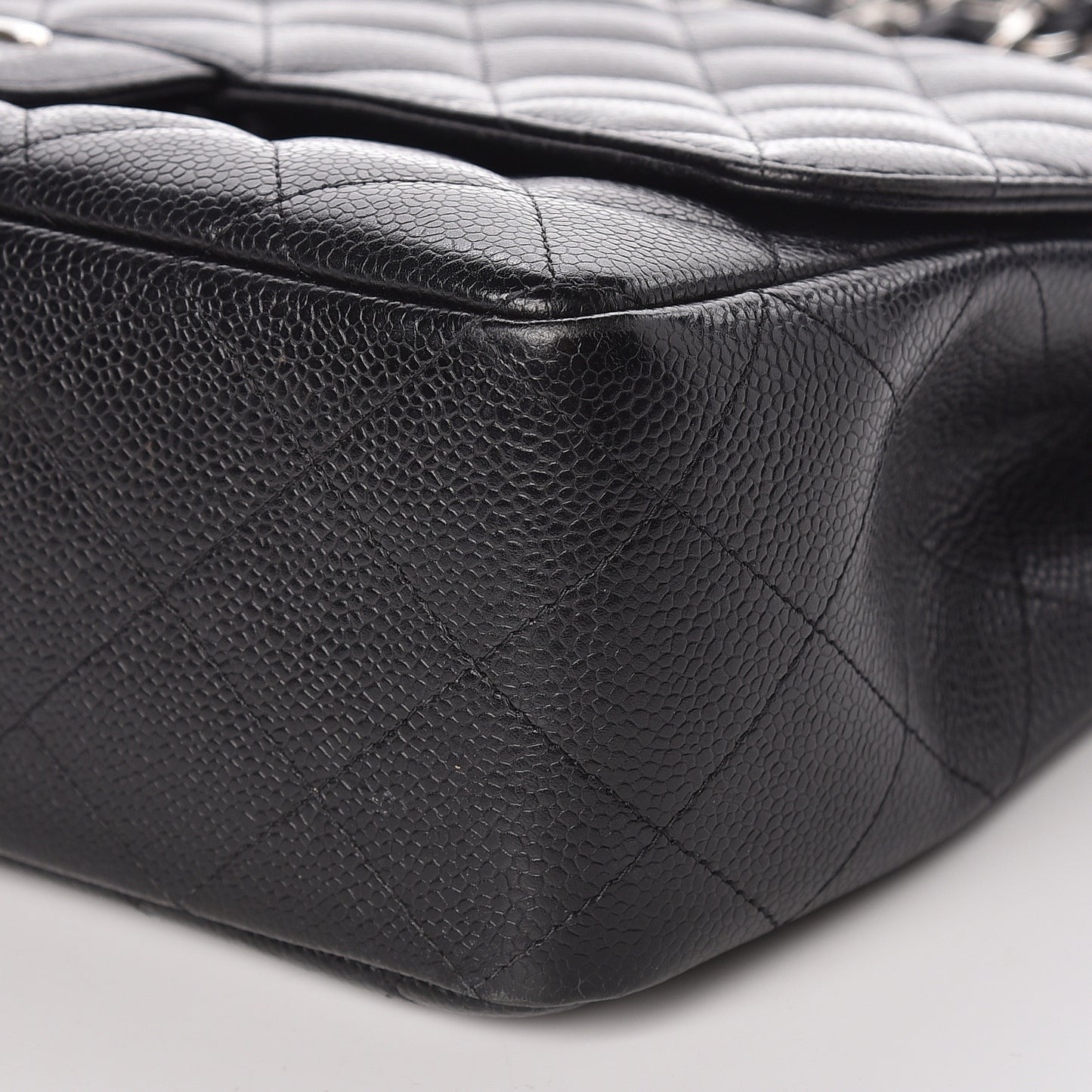 Caviar Quilted Jumbo Single Flap Black