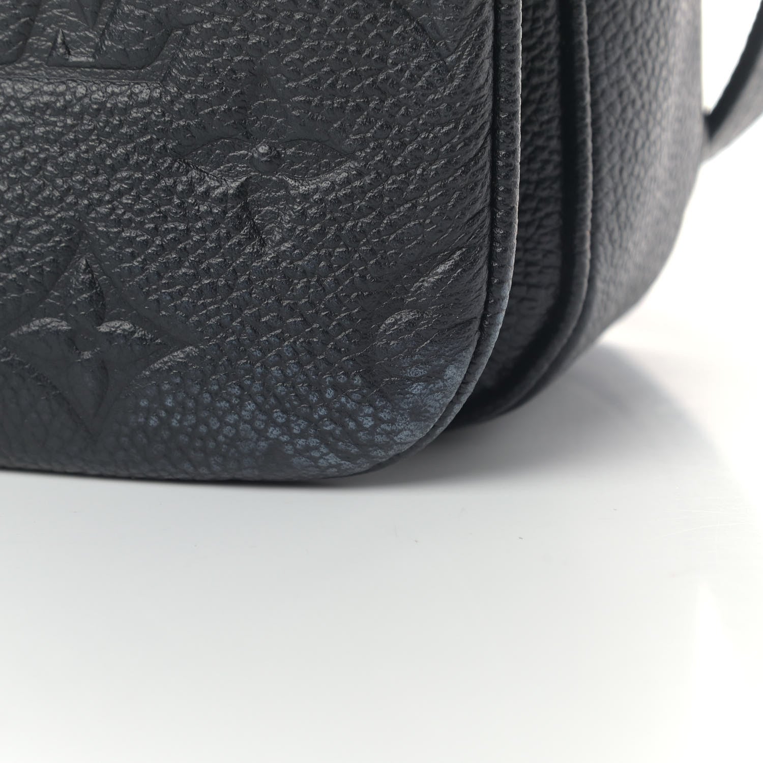 Louis Vuitton Empreinte Pochette Metis Black 14 of 17