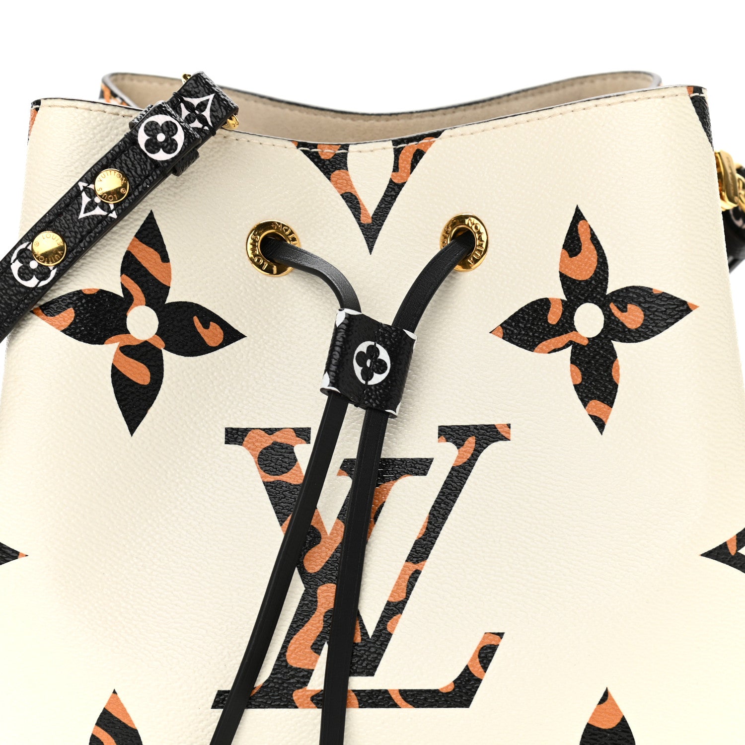 Louis Vuitton Monogram Giant Jungle NéoNoé Ivory 7 of 13