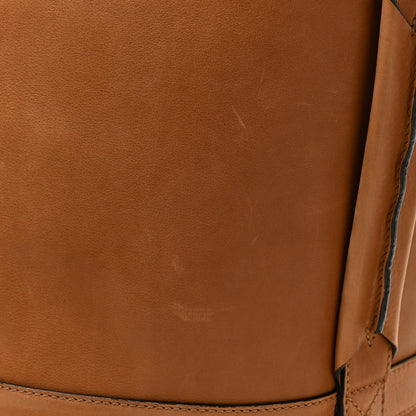 Gucci Soft Washed Calfskin Sling Duffle Biscotto 17 of 19