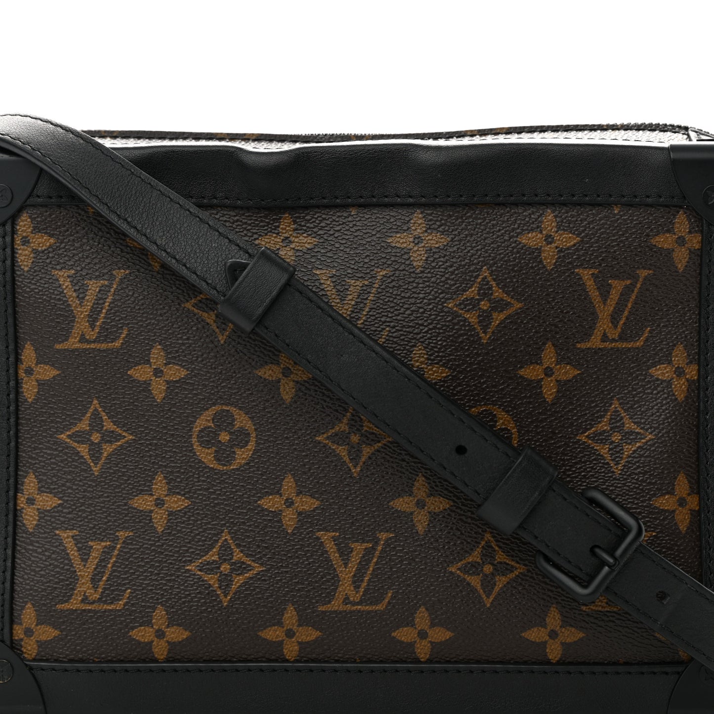 Monogram Solar Ray Soft Trunk