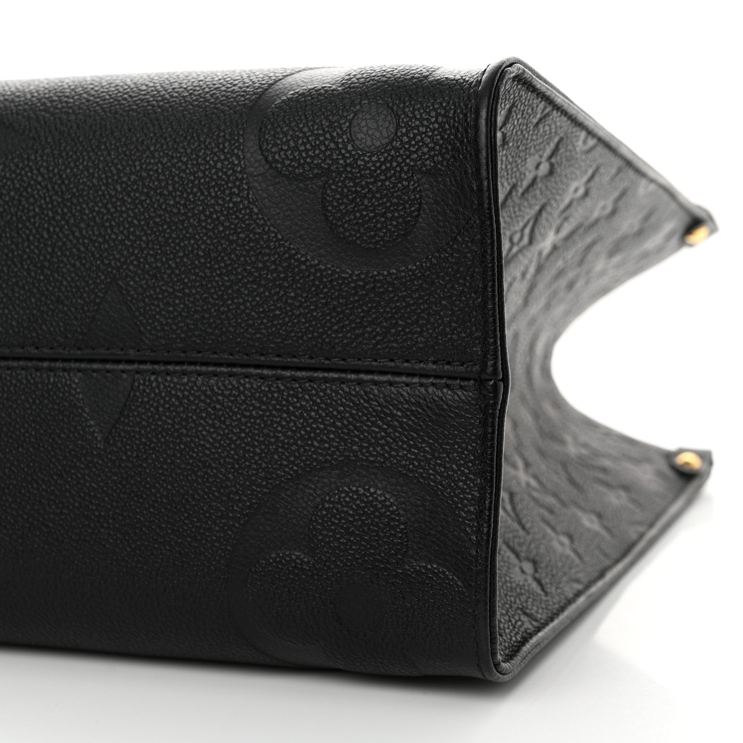 Louis Vuitton Empreinte Monogram Giant OnTheGo MM Black 9 of 14