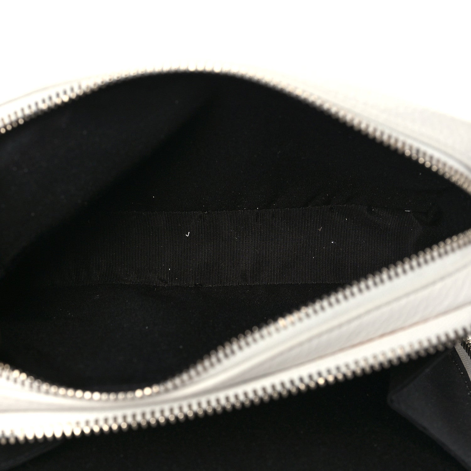 Christian Dior X DANIEL ARSHAM Grained Calfskin Newspaper Messenger White 11 of 23