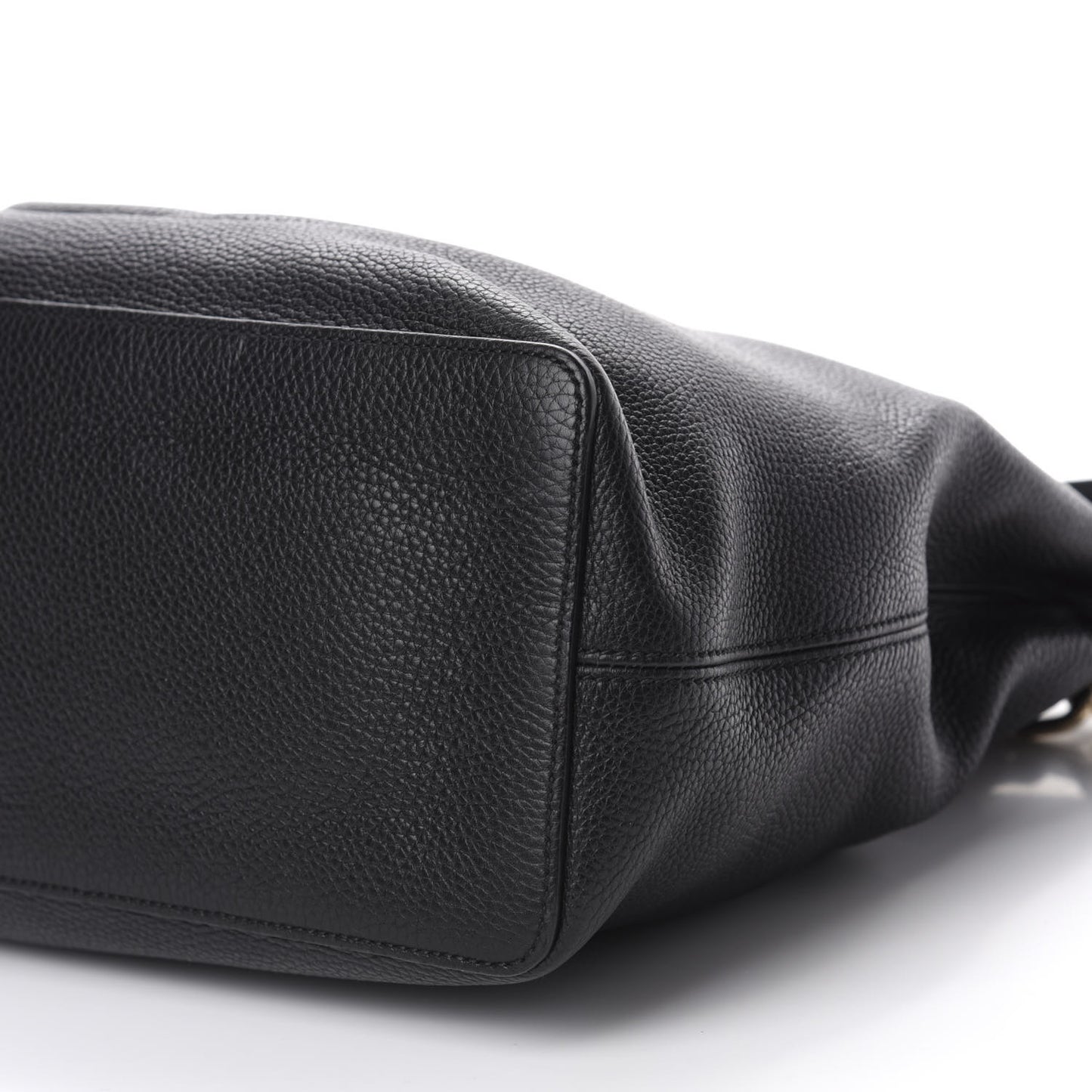 Pebbled Calfskin Large Soho Hobo Black