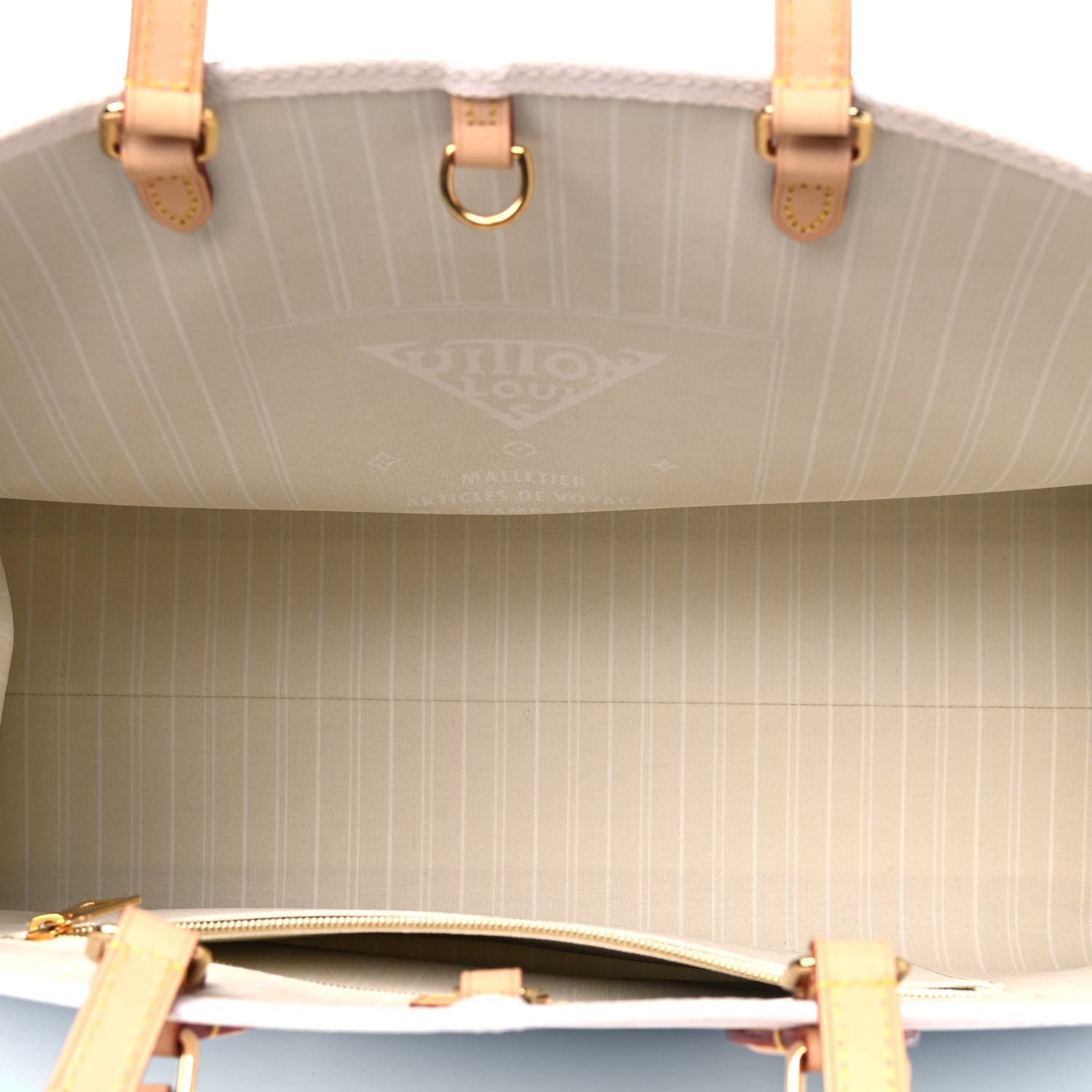 Louis Vuitton Monogram Giant By The Pool Onthego GM Blue 4 of 4