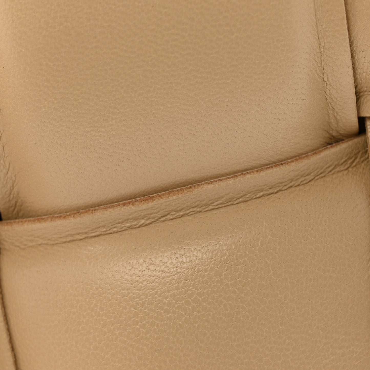 Lambskin Maxi Intreccio Padded Chain Cassette Crossbody Bag Porridge