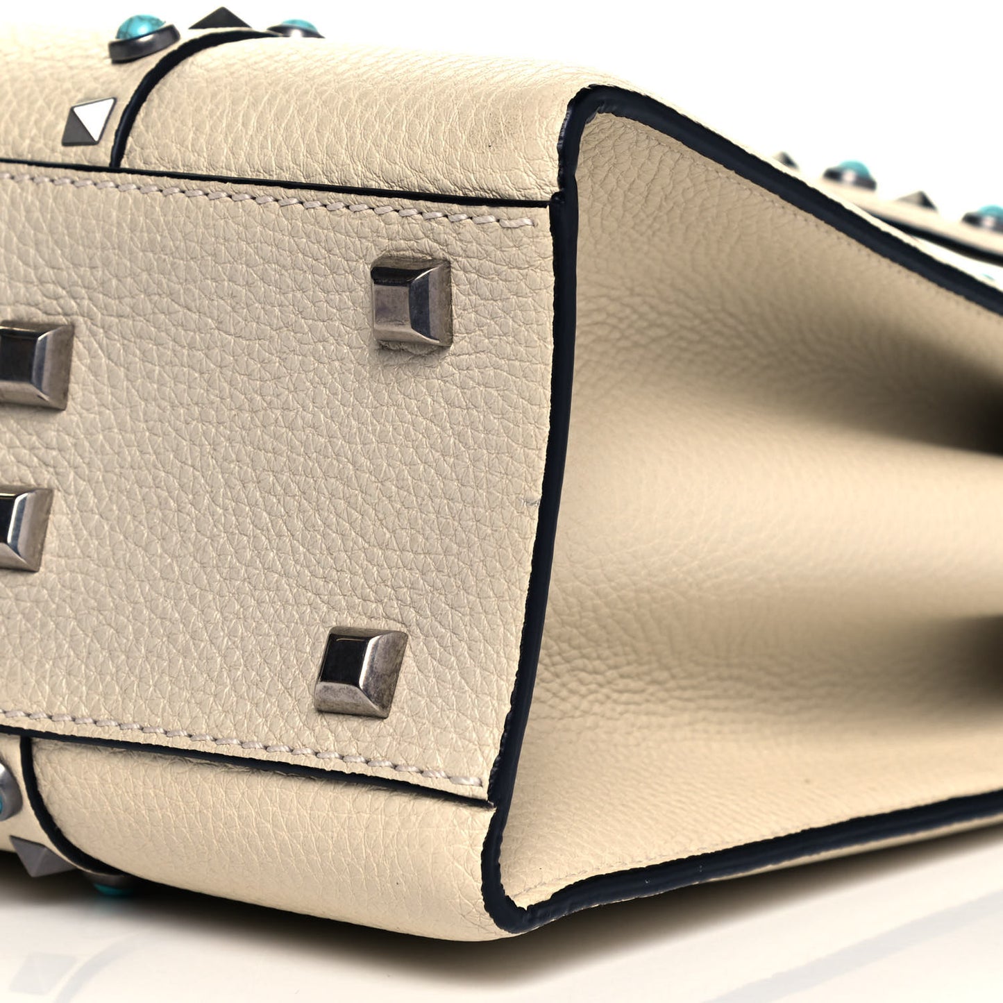 Grainy Calfskin My Rockstud Rolling Frame Bag Light Ivory
