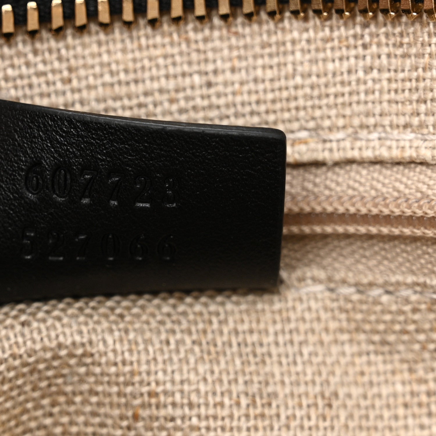 Gucci Microguccissima Flat Crossbody Black 7 of 10