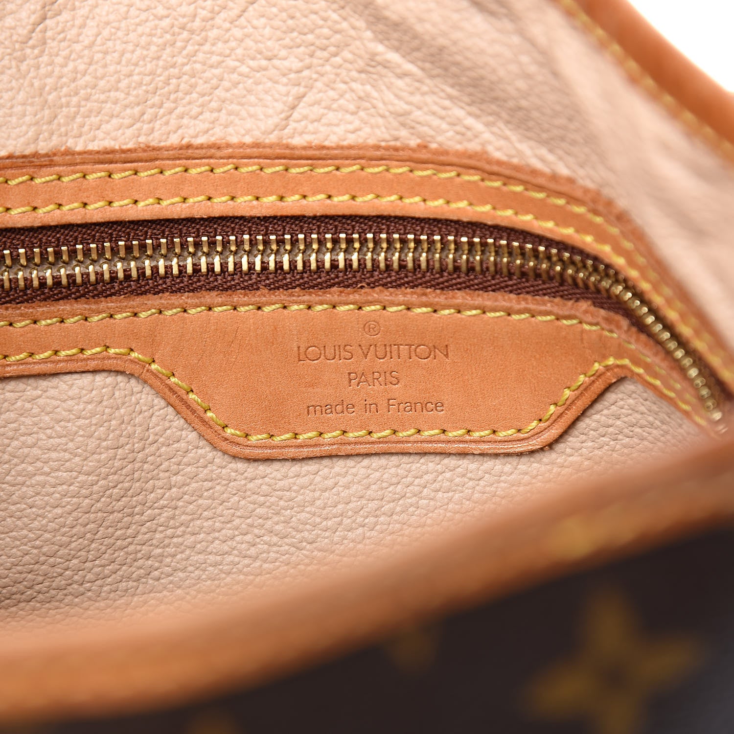 Louis Vuitton Monogram Petit Bucket 23 6 of 15