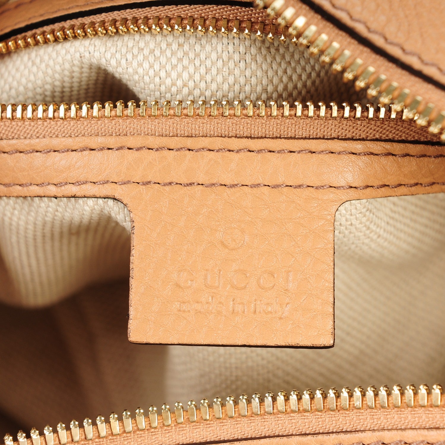 Gucci Pebbled Calfskin Small Soho Bowler Camelia 5 of 6