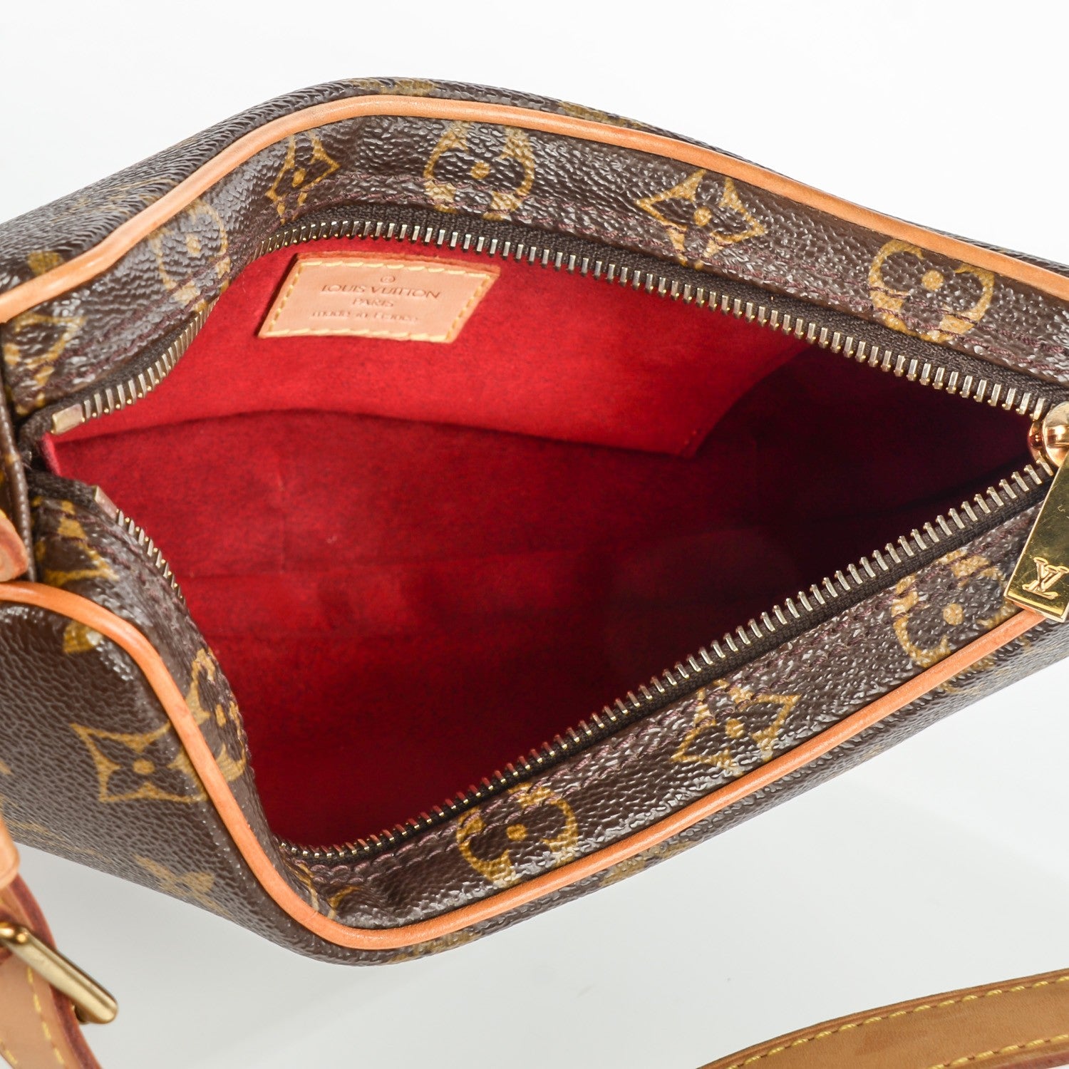 Louis Vuitton Monogram Croissant PM 5 of 7