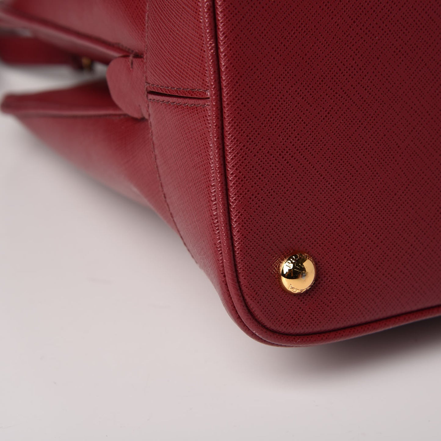 Saffiano Lux Open Promenade Tote Cherry