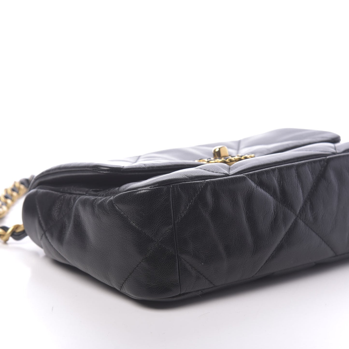 Lambskin Quilted Medium 19 Flap Black