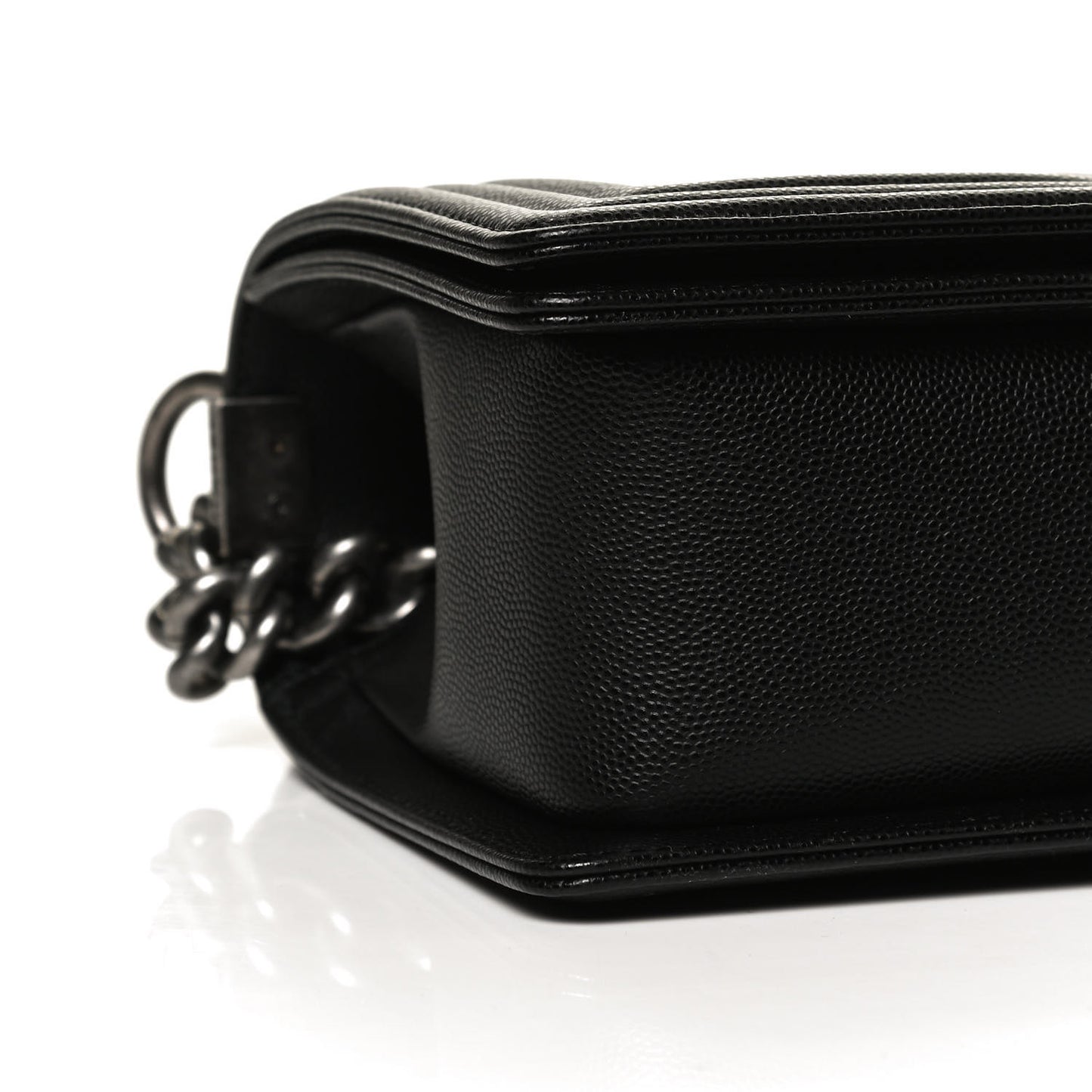 Caviar Quilted Medium Boy Flap Black