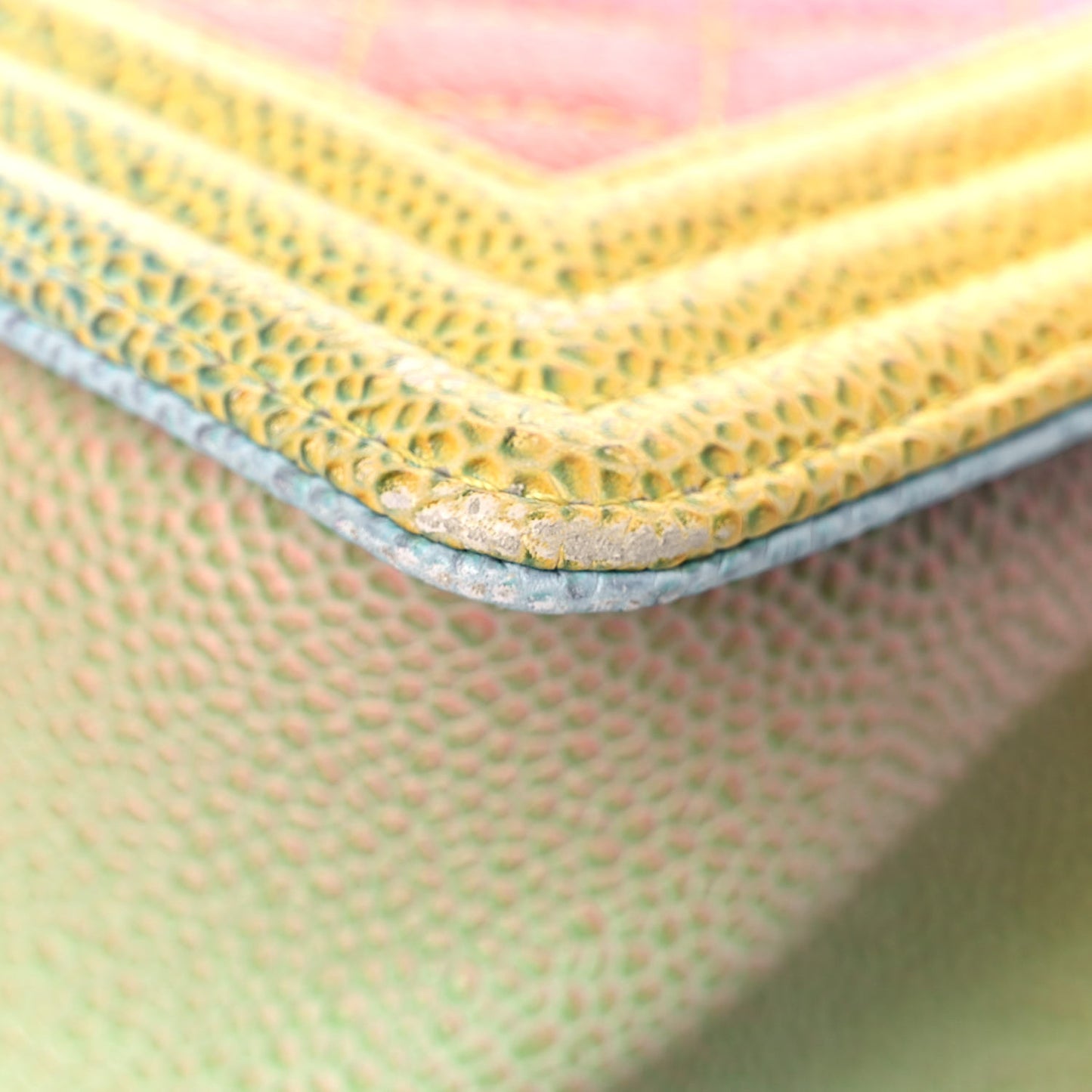 Caviar Quilted Medium Cuba Rainbow Boy Flap Multicolor